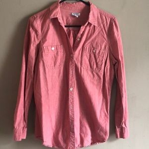 Women’s button up shirt